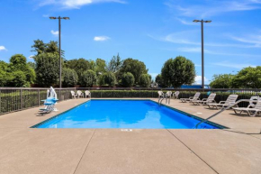 Отель Red Roof Inn Murfreesboro  Мерфрисборо